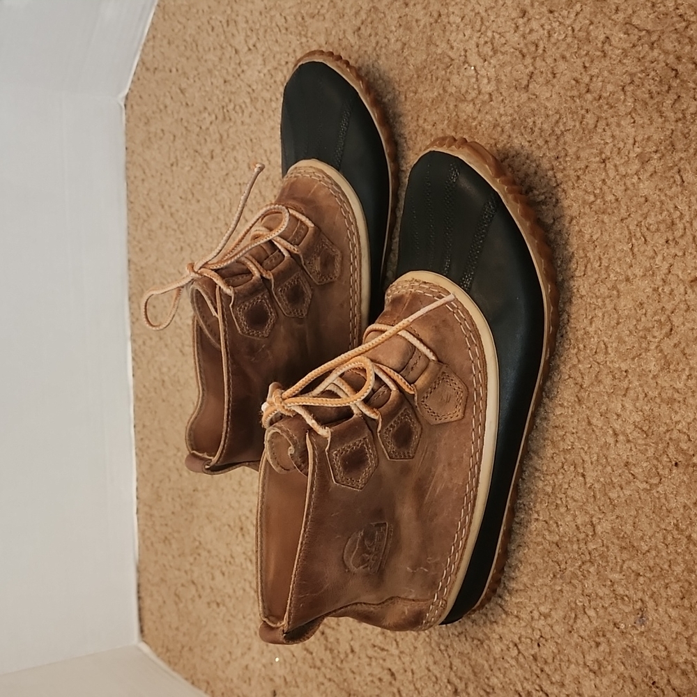 Sorel Out N About Leather Waterproof Boots